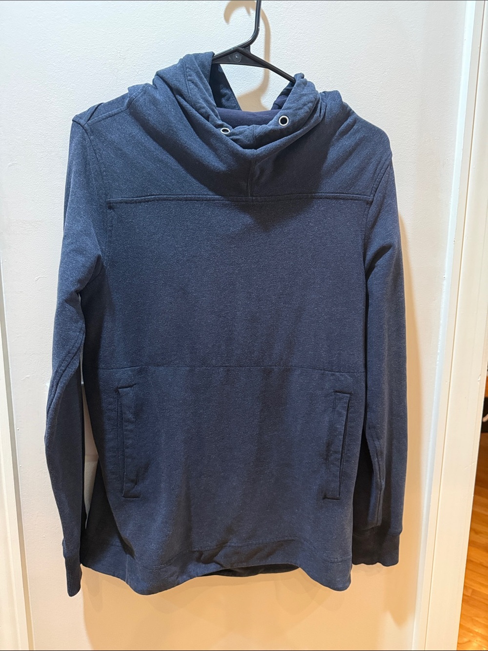 Lululemon Women’s Black Hoodie
